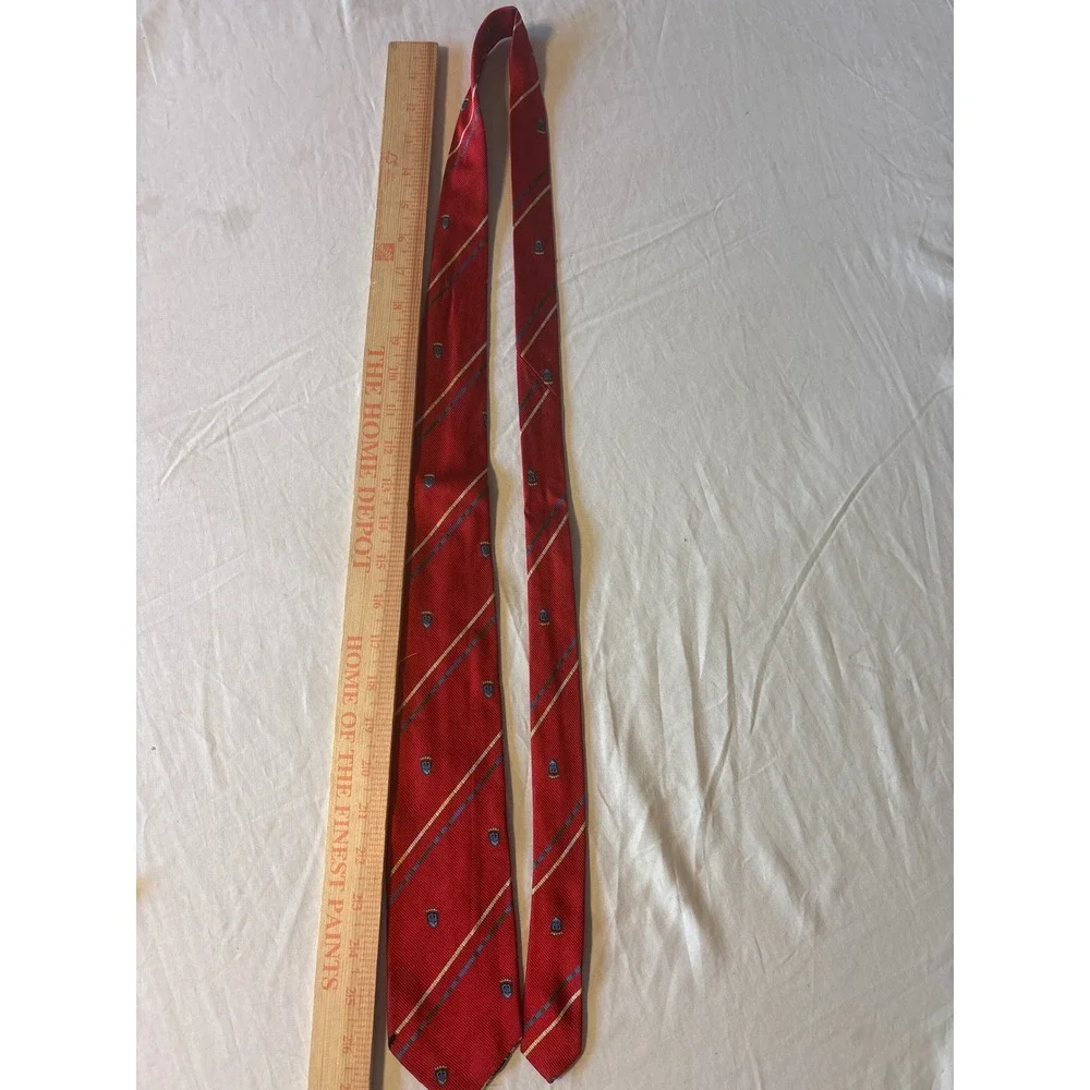 Fendi Silk‎ Necktie Mens OS Red Good Striped Crest Regimental Made in Italy